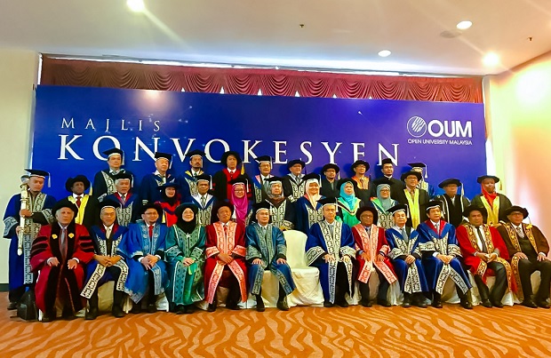 ĐH Mở Malaysia (OUM) trao bằng Tiến sĩ danh dự cho TS. Kiều Tuân – Chủ tịch HĐQT HUTECH 